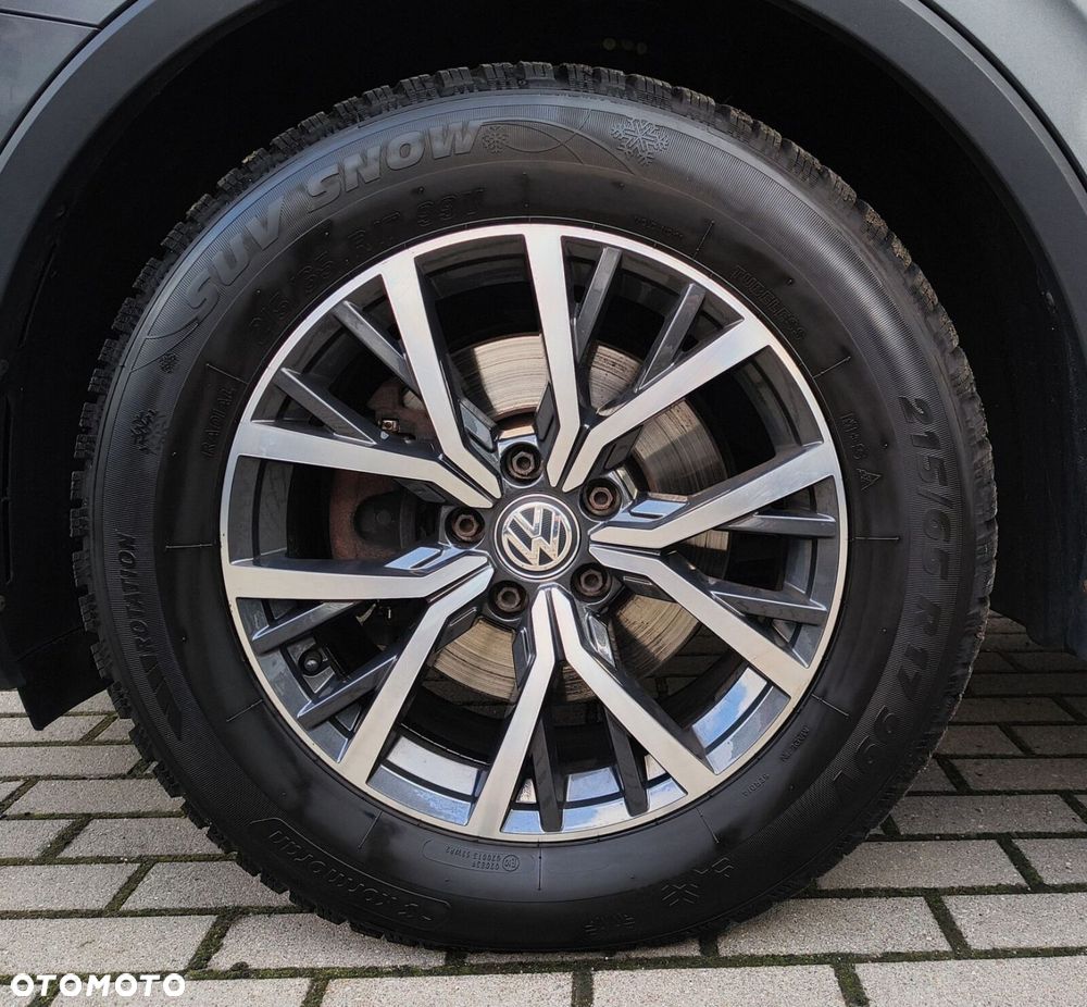 Volkswagen Tiguan - 27
