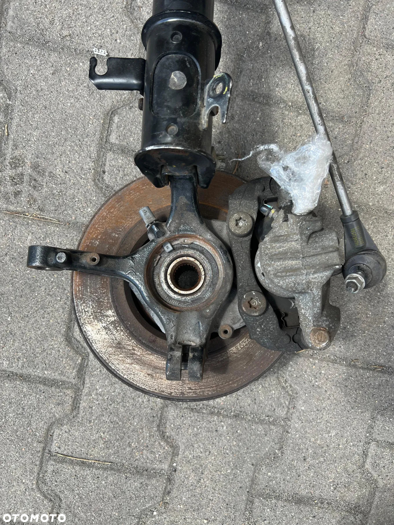 ZWROTNICA AMORTYZATOR LEWY CORSA 208 II 9831167880 - 3
