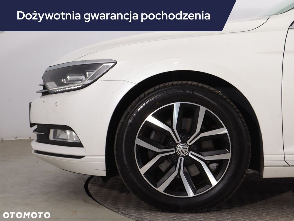 Volkswagen Passat Variant - 17