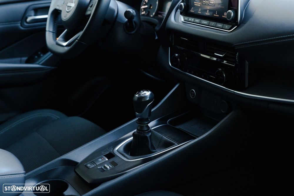 Nissan Qashqai 1.3 DIG-T Acenta - 23