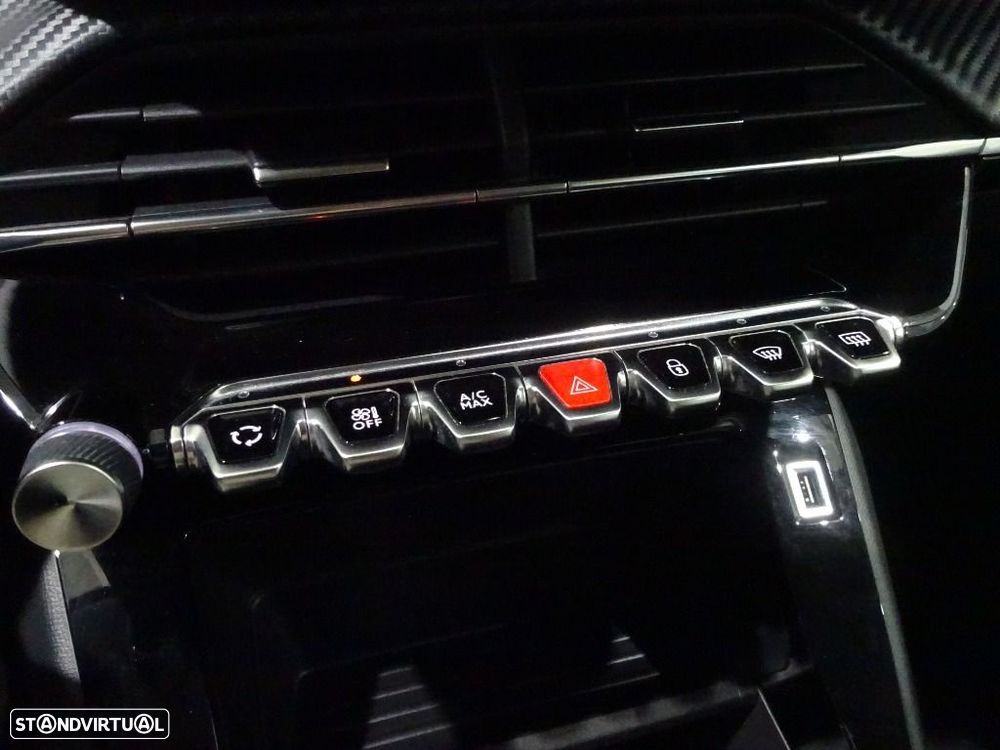 Peugeot 208 1.2 PureTech Active - 27