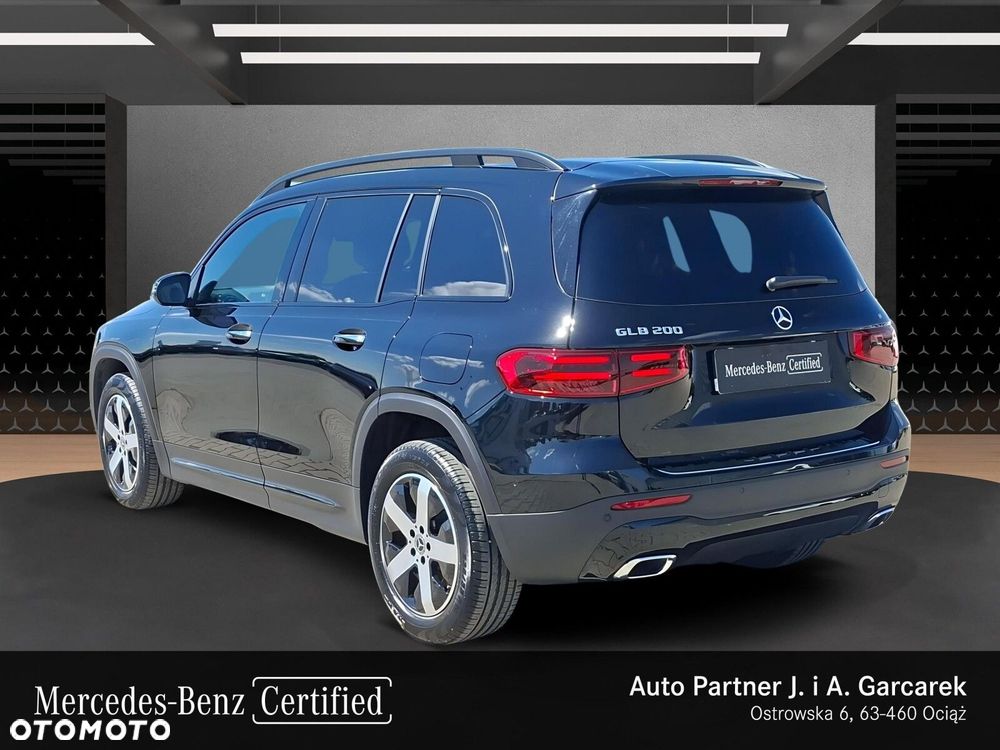 Mercedes-Benz GLB 200 Progressive 7G-DCT - 4