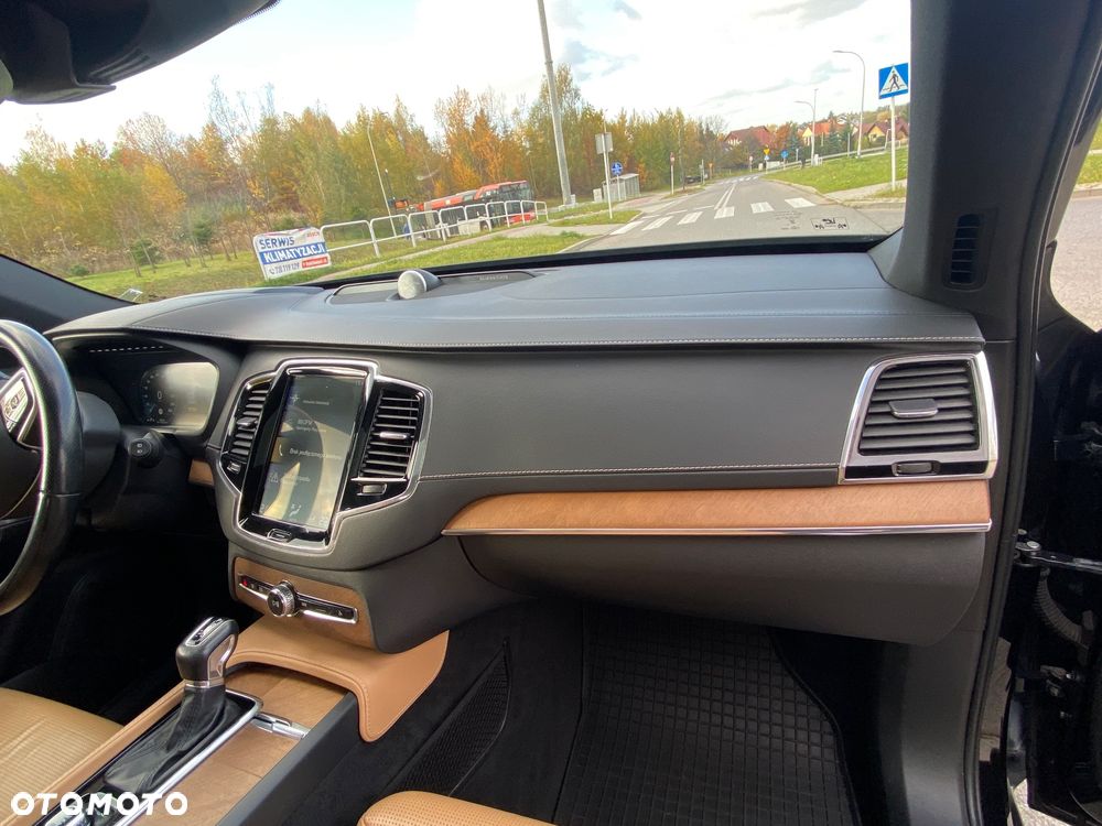 Volvo XC 90 - 17