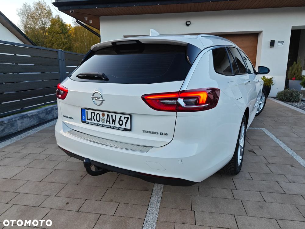 Opel Insignia - 11