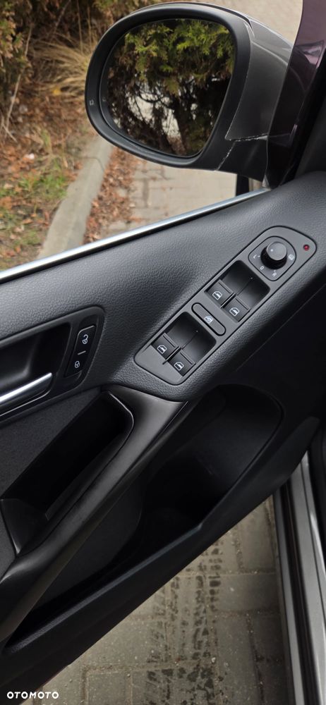 Volkswagen Tiguan 2.0 TDI DPF BlueMotion Technology Exclusive - 24