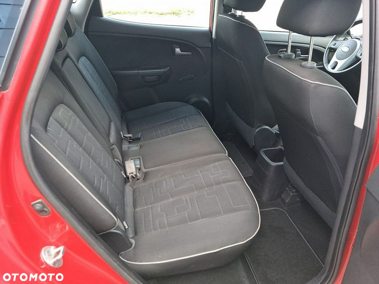 Kia Venga - 15
