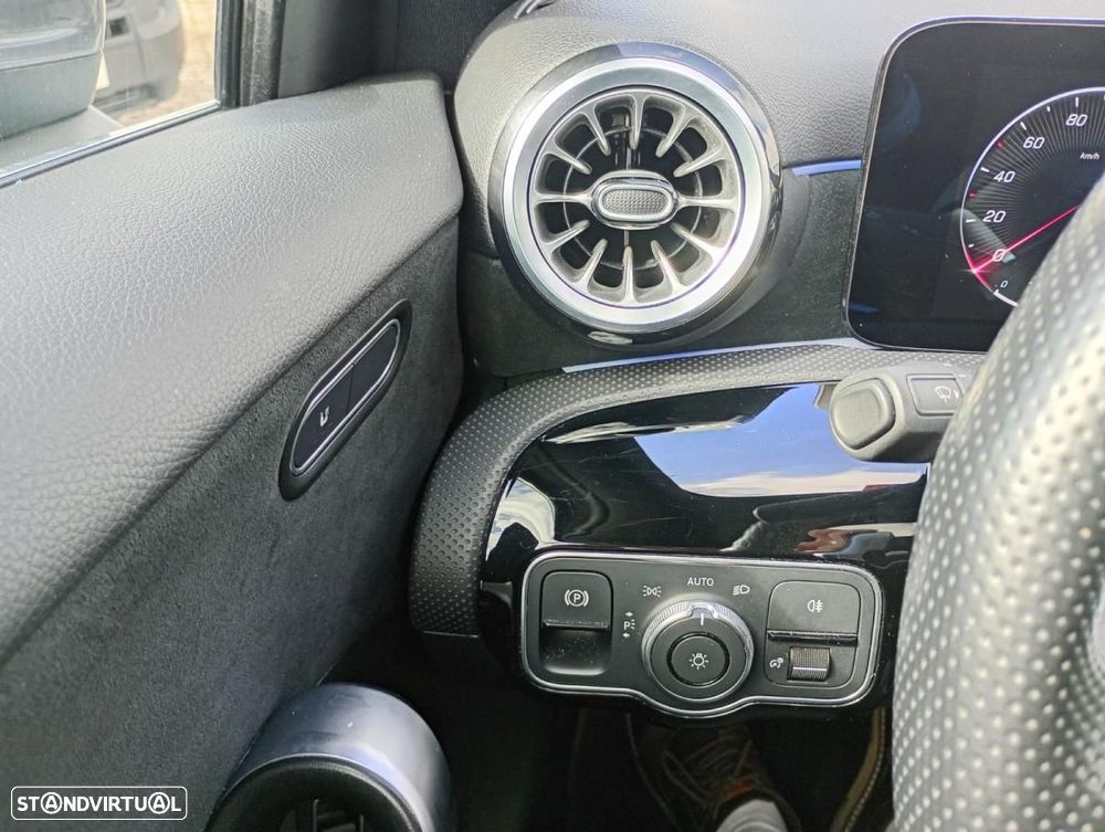 Mercedes-Benz A 250 Limousine e 8G-DCT AMG Line Advanced Plus - 33