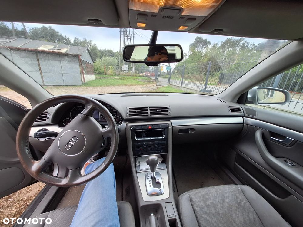 Audi A4 - 1