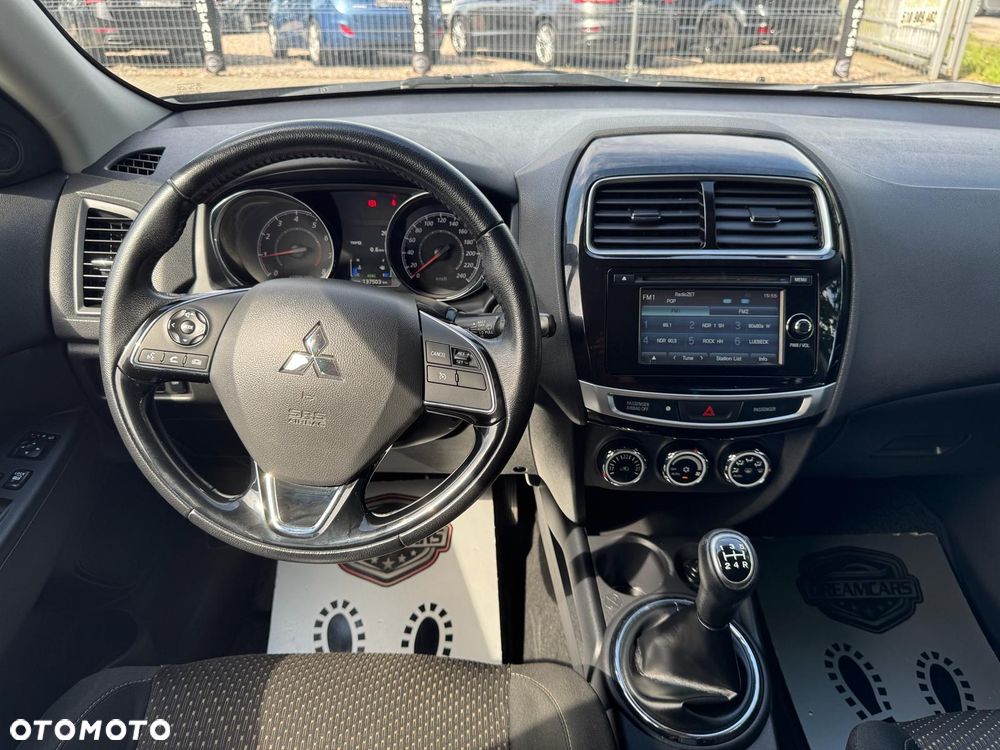 Mitsubishi ASX - 17
