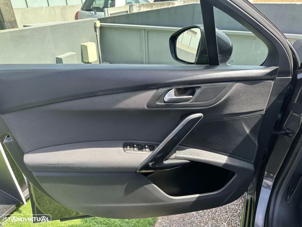 Peugeot 508 SW BlueHDi 120 EAT6 Stop&Start Allure - 28