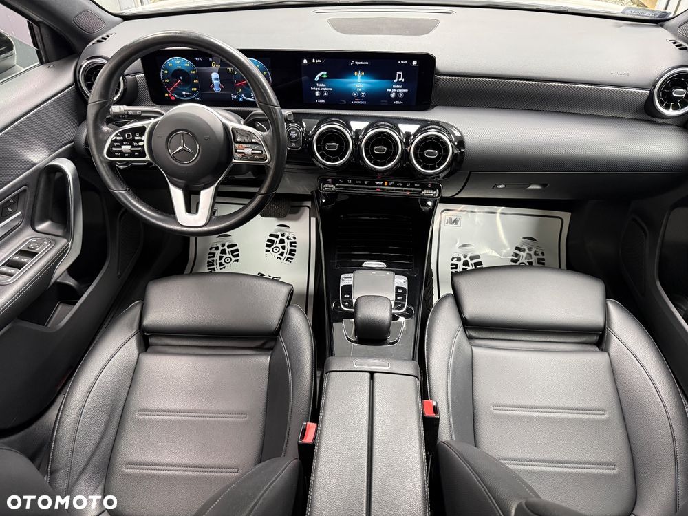 Mercedes-Benz Klasa A 250 7G-DCT - 17