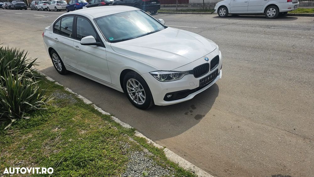 BMW Seria 3 320d Sport-Aut. Advantage - 2