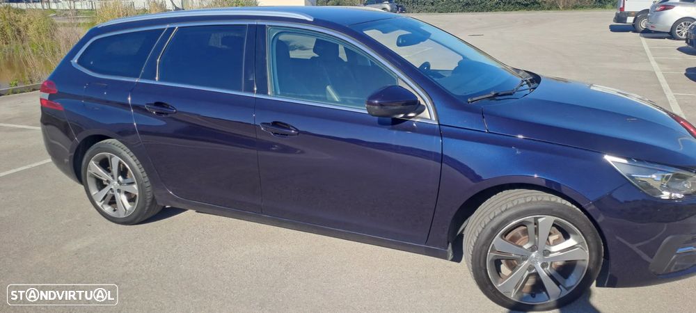 Peugeot 308 SW 1.5 BlueHDi Allure Pack - 4