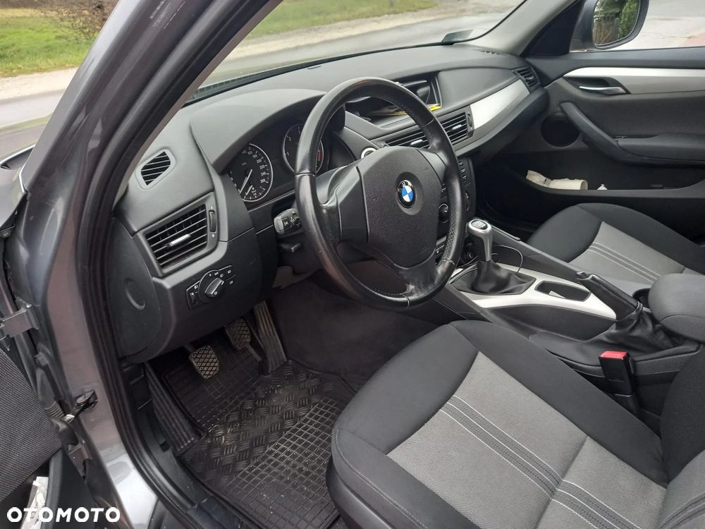 BMW X1 xDrive20d - 13