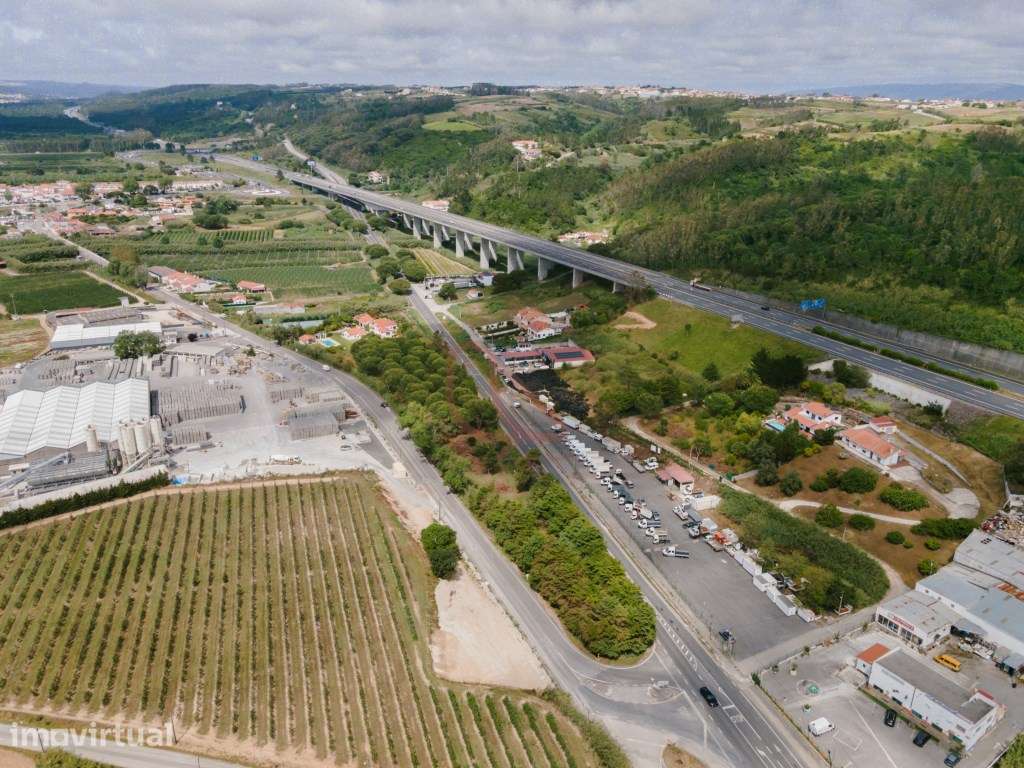 Terreno para construção de edifícios para atividades económicas - Grande imagem: 3/11