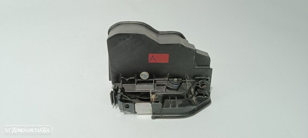 FECHADURA PORTA FRENTE ESQUERDA BMW SERIE 1 BERLINA (E81/E87) 116D - 1