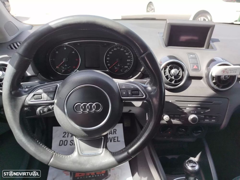 Audi A1 Sportback 1.6 TDI S-line - 7