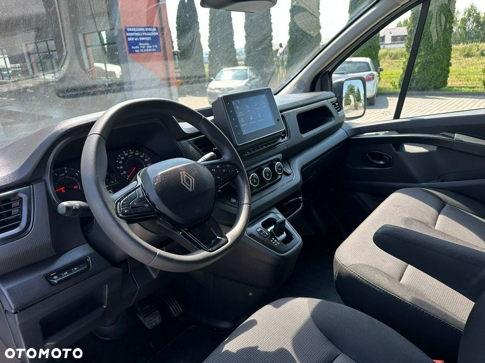 Renault Trafic - 15