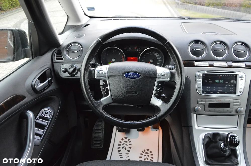 Ford Galaxy 2.0 TDCi Ghia - 15