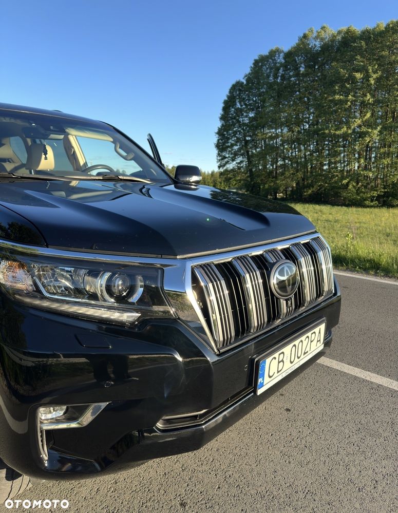 Toyota Land Cruiser - 13