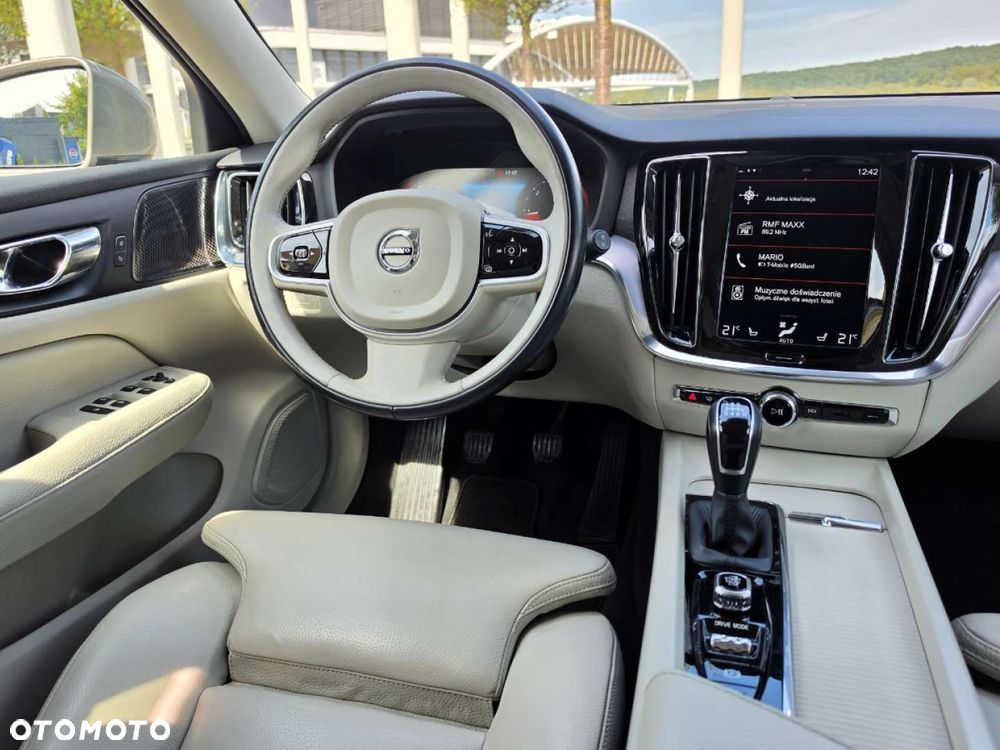 Volvo V60 - 24