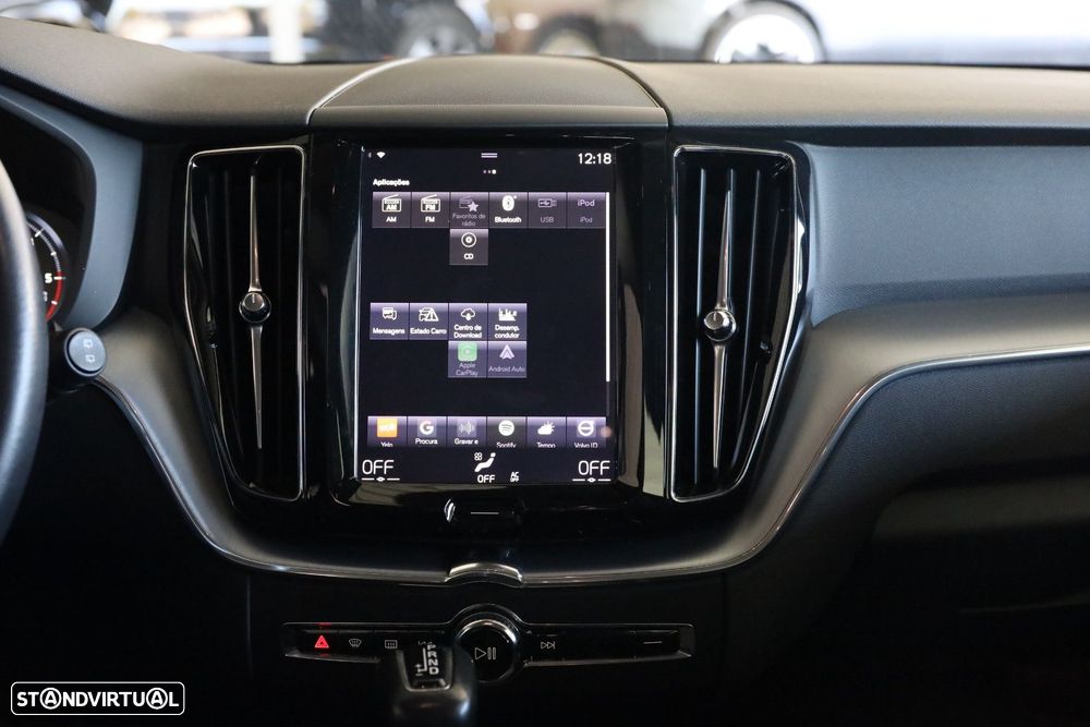Volvo XC 60 2.0 D4 Momentum Geartronic - 21