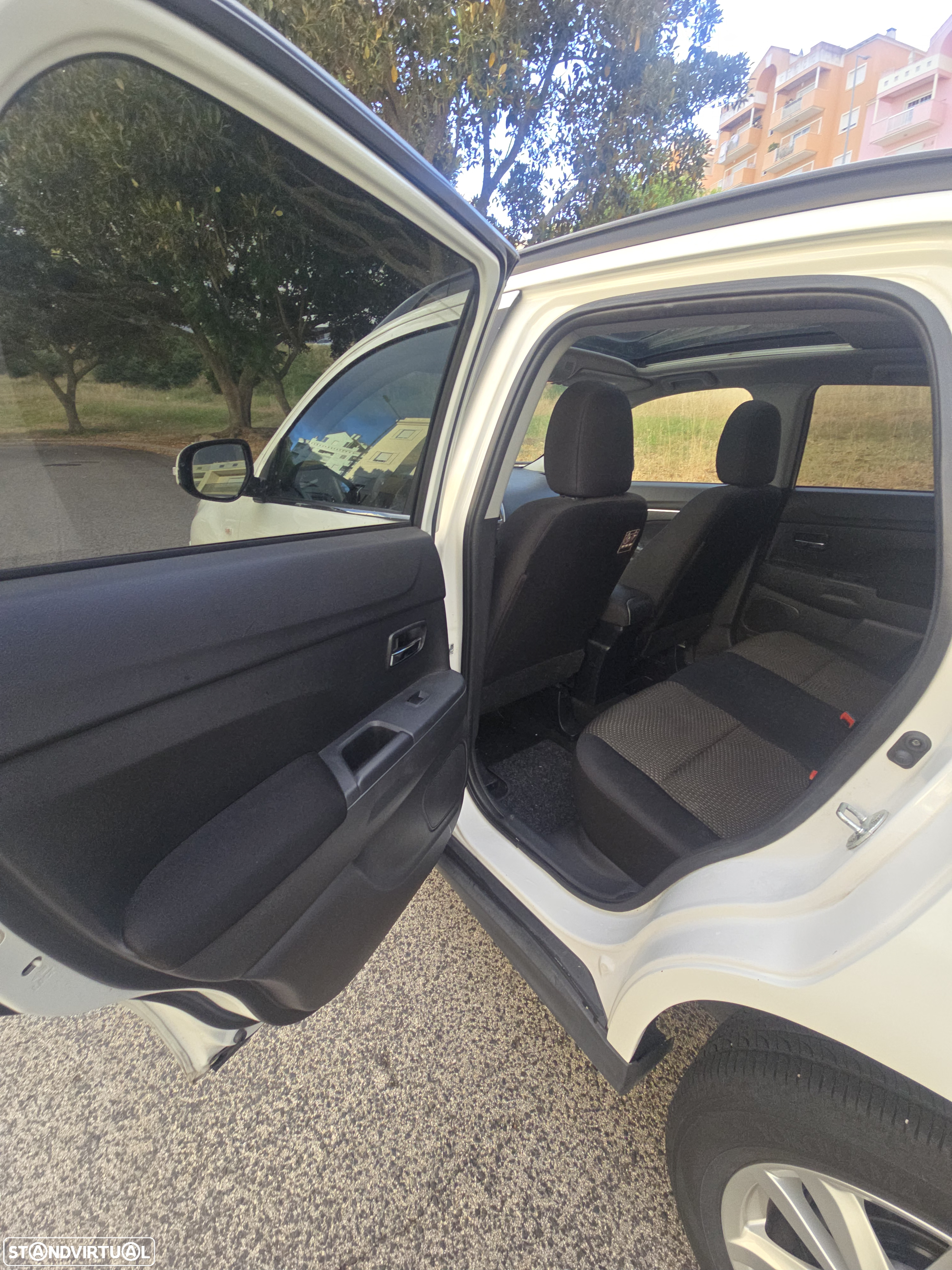 Mitsubishi ASX 1.8 DI-D Intense - 25