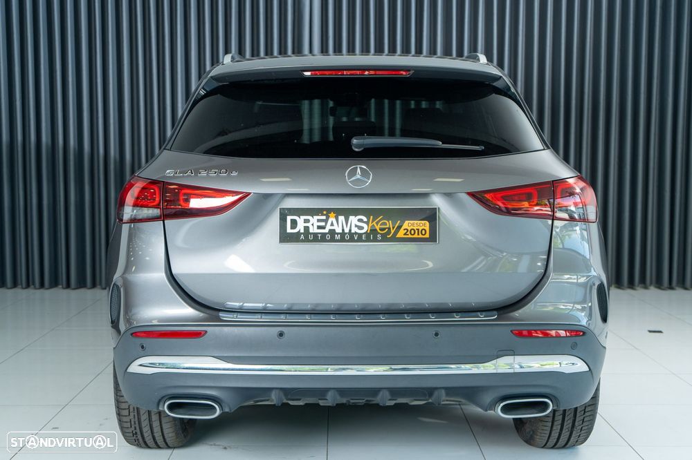 Mercedes-Benz GLA 250 e 8G-DCT AMG Line - 29