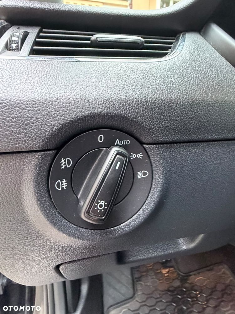 Skoda Octavia 1.2 TSI Ambition - 8