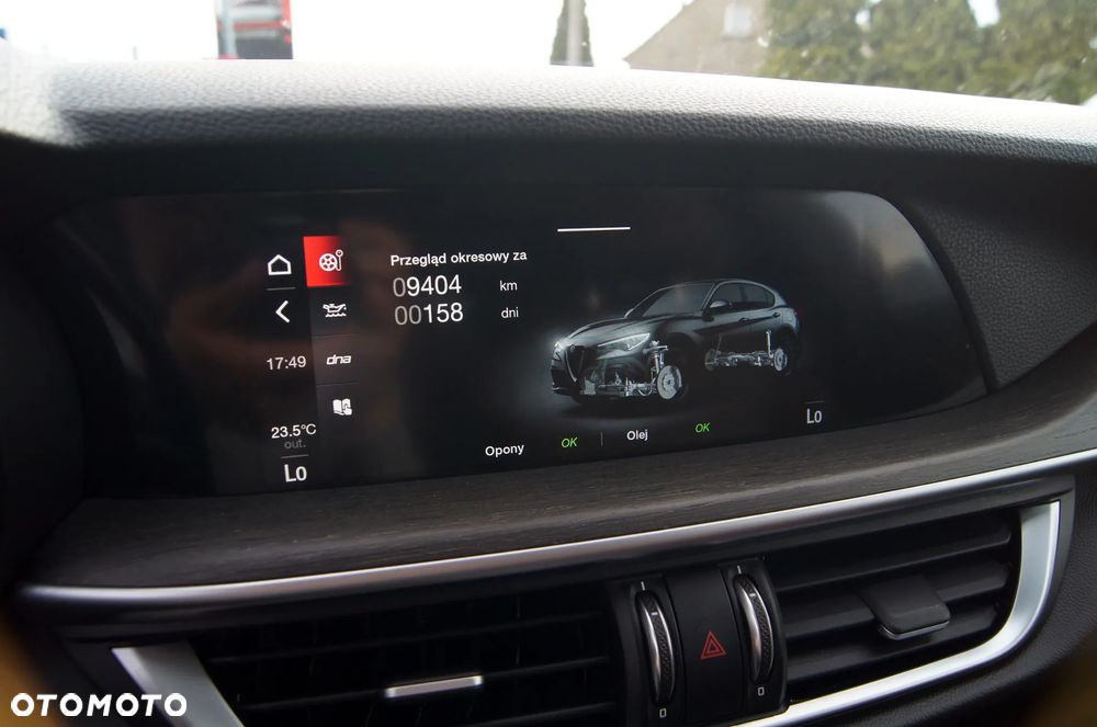 Alfa Romeo Stelvio 2.0 Turbo 16V AT8-Q4 Ti - 29