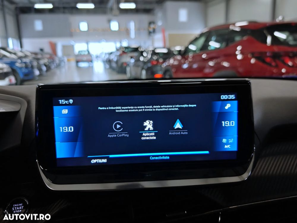 Peugeot 2008 PureTech 130 EAT8 Allure - 18