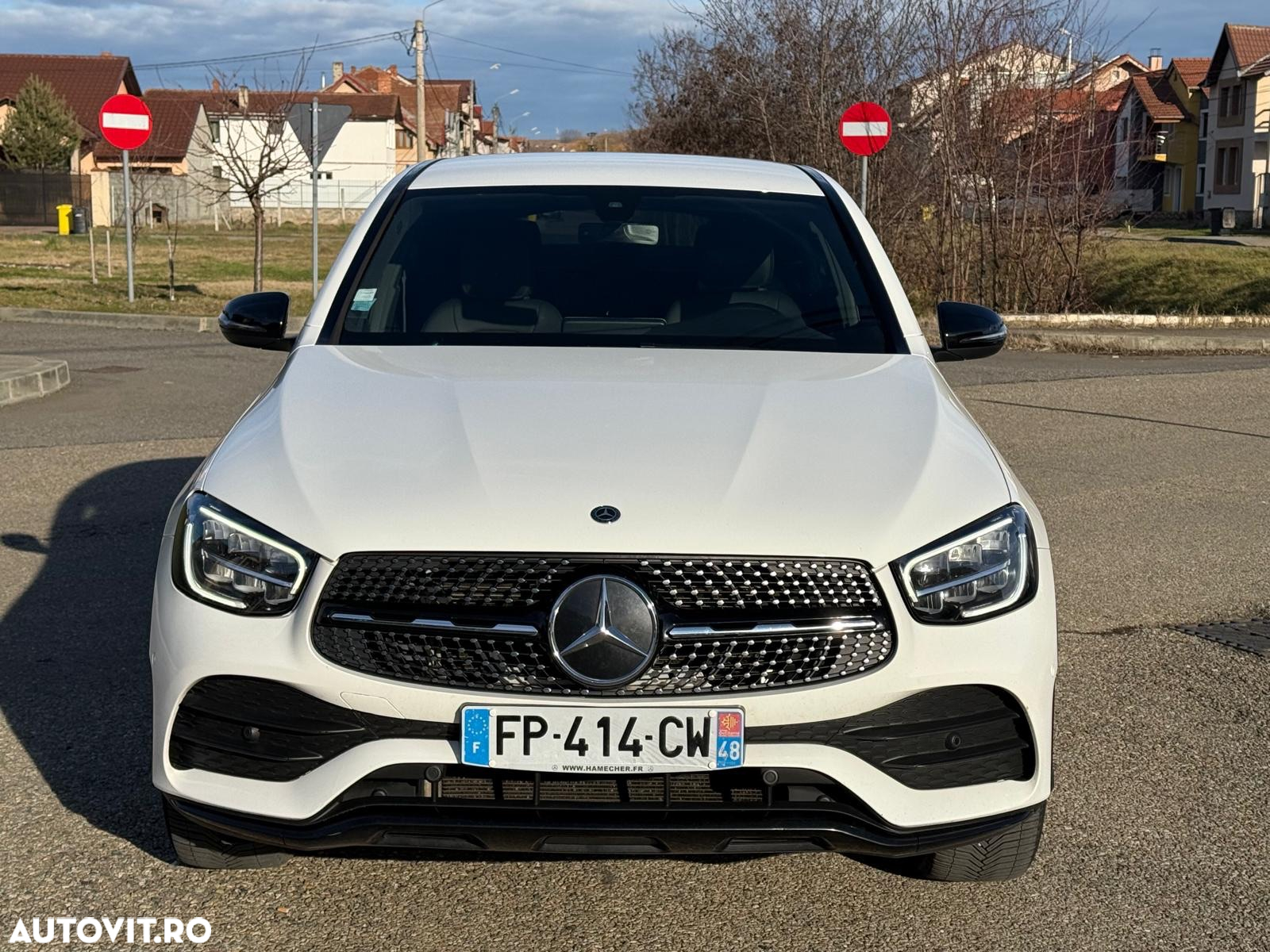 Mercedes-Benz GLC Coupe 300 d 4Matic 9G-TRONIC AMG Line - 2