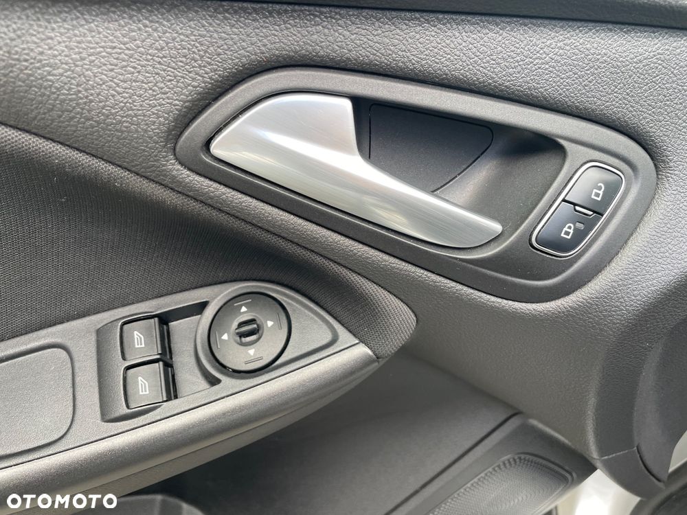 Ford Focus 1.5 EcoBoost Trend ASS - 14