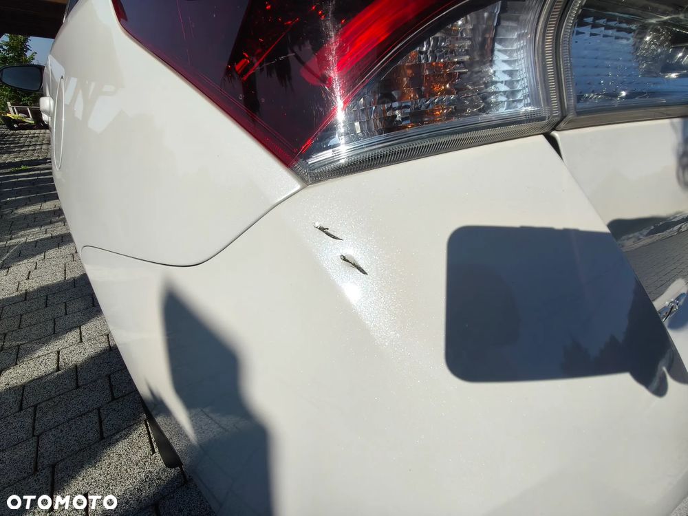 Toyota Auris Hybrid 135 Prestige - 14