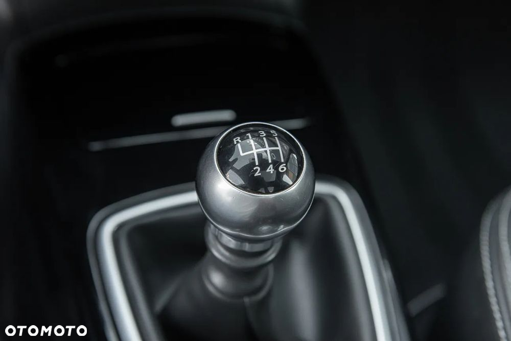 Renault Laguna dCi 150 FAP Start-Stop Bose Edition - 30