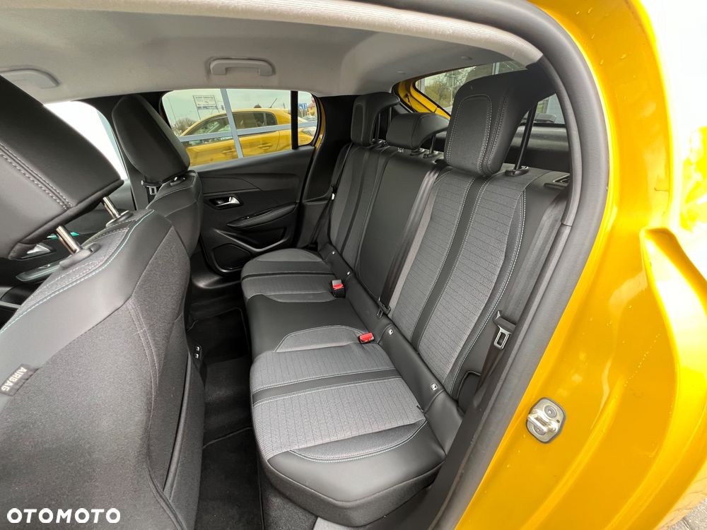 Peugeot 208 1.2 PureTech Allure S&S - 12