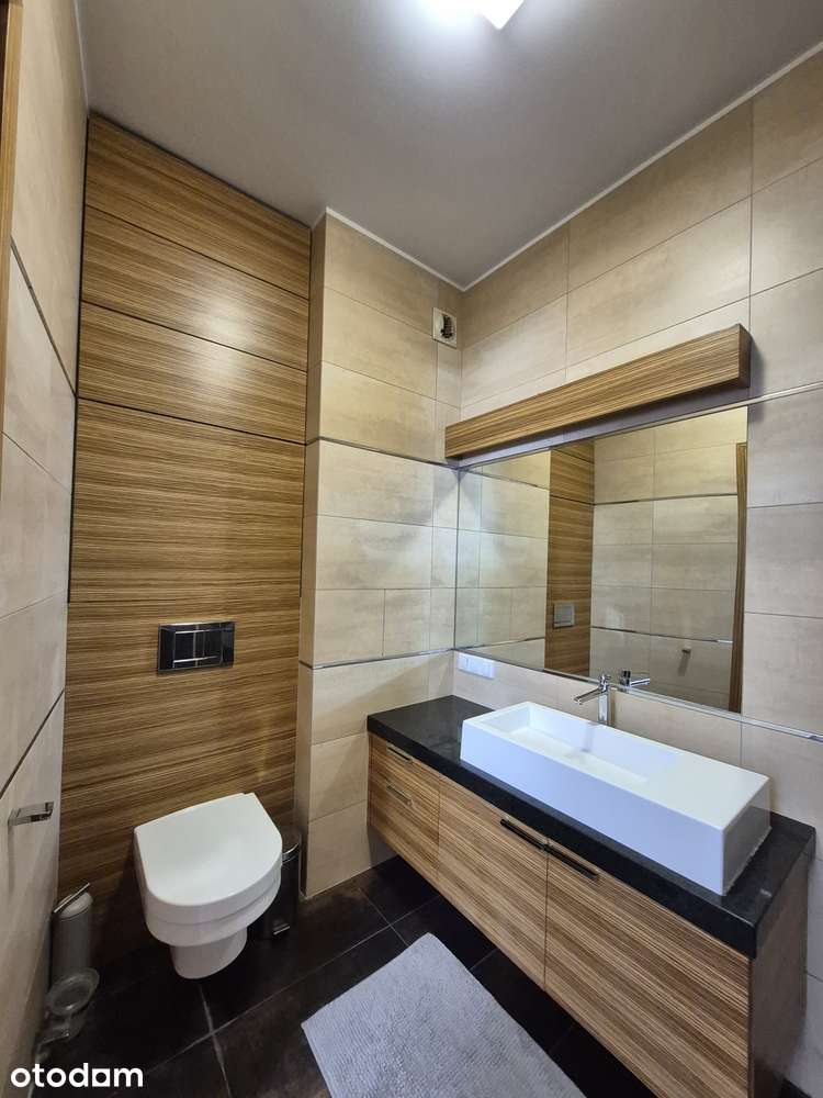 Apartament z balkonem, widok na patio, garaż podziemny, komórka lok. - Pełny obrazek: 2/15