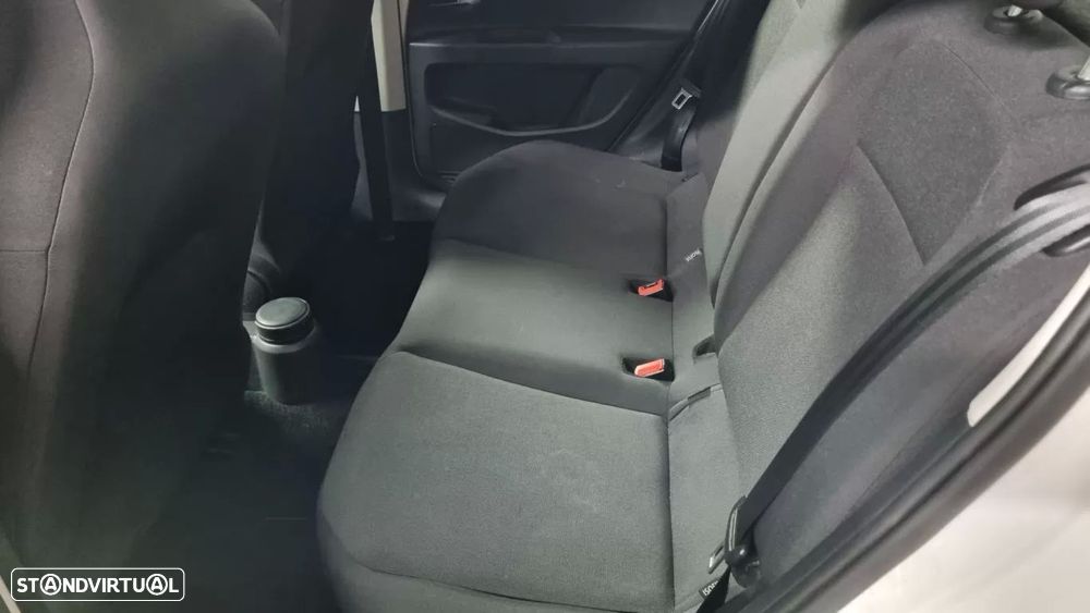 VW Up! 1.0 BlueMotion Move - 12