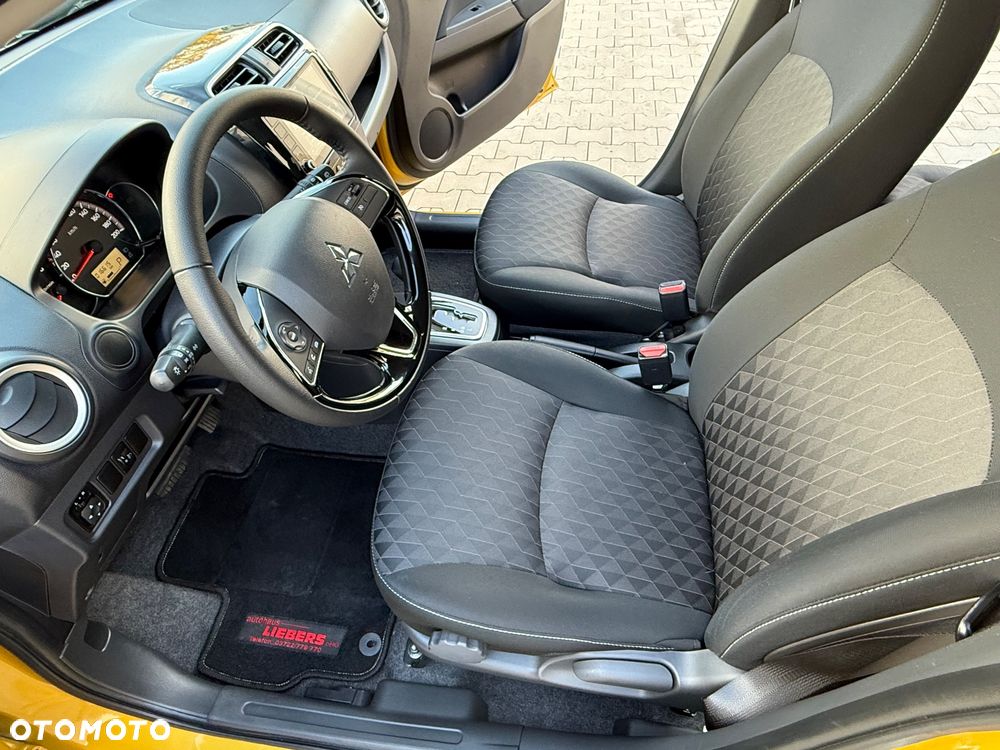 Mitsubishi Space Star AS&G 1.2 CVT Spirit+ Black - 9