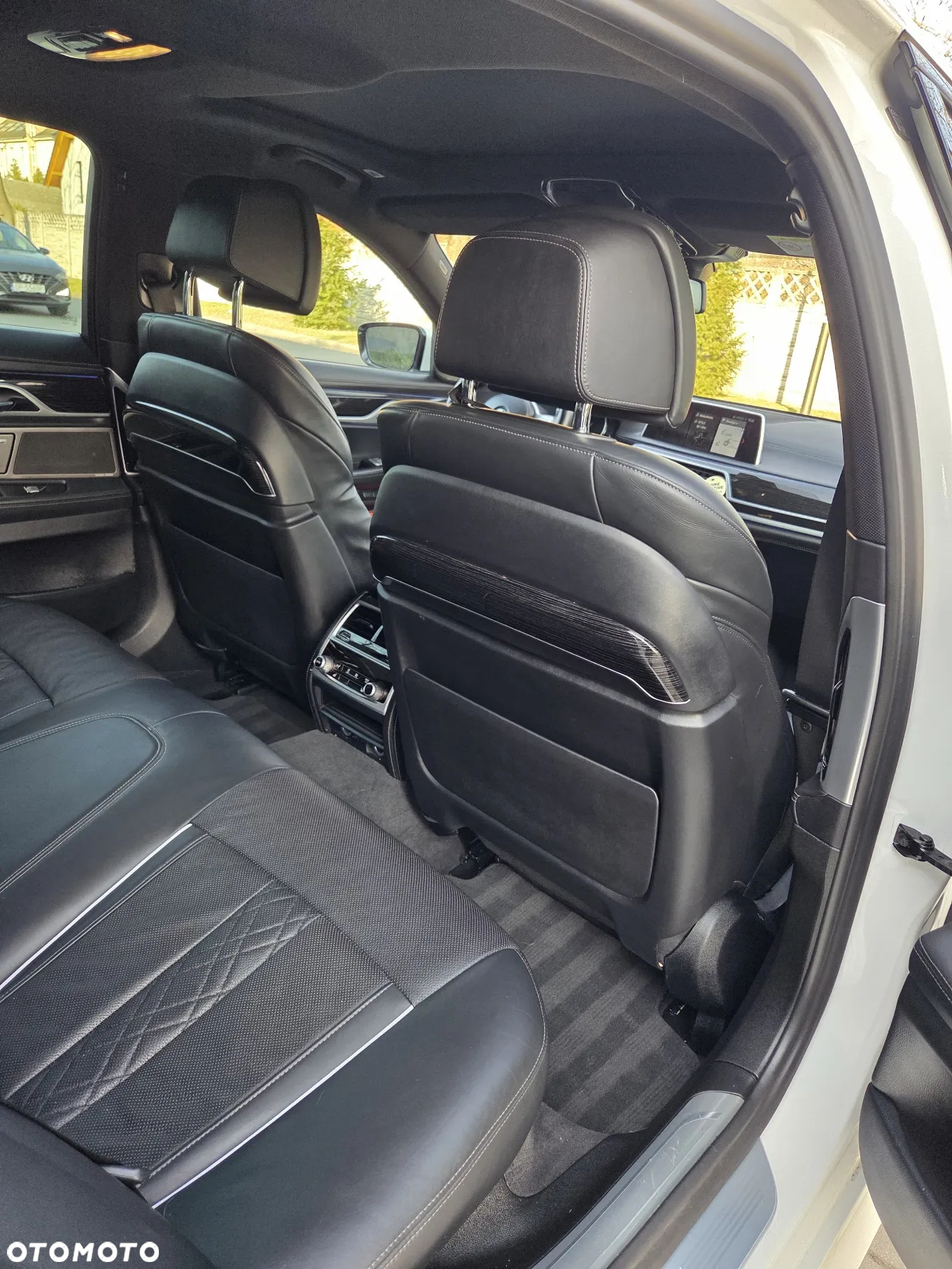 BMW Seria 7 750d xDrive - 16
