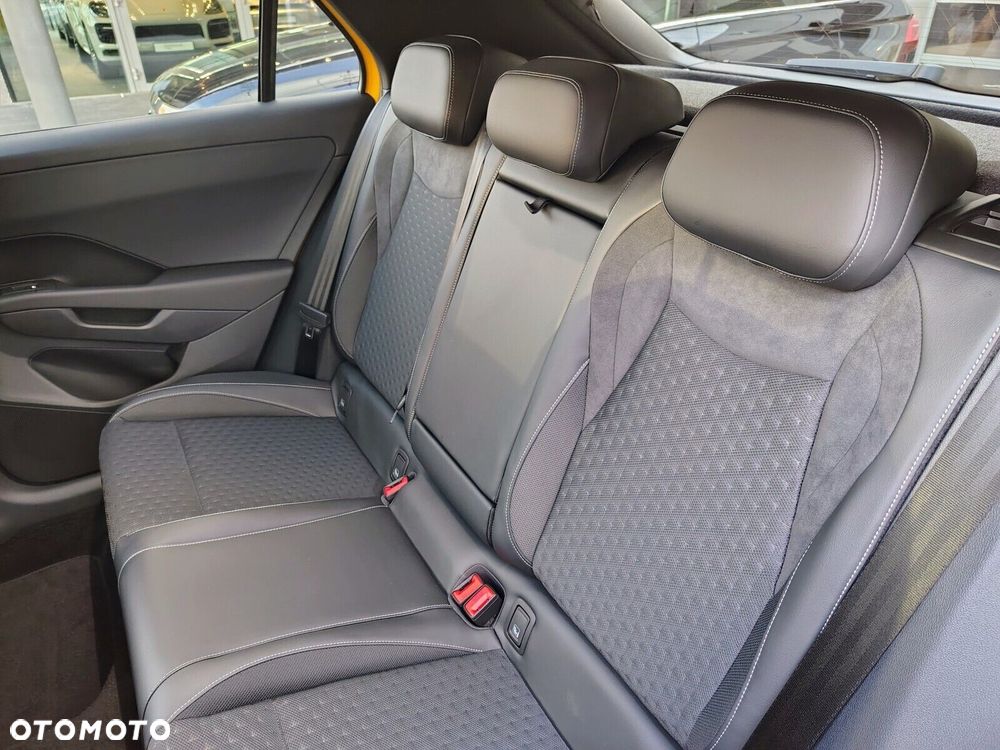 Volkswagen T-Roc 1.5 TSI R-Line DSG - 24
