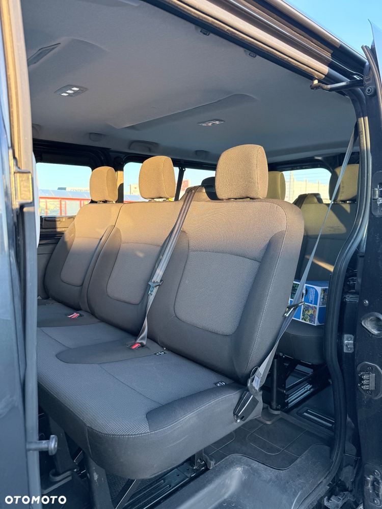 Renault Trafic - 16