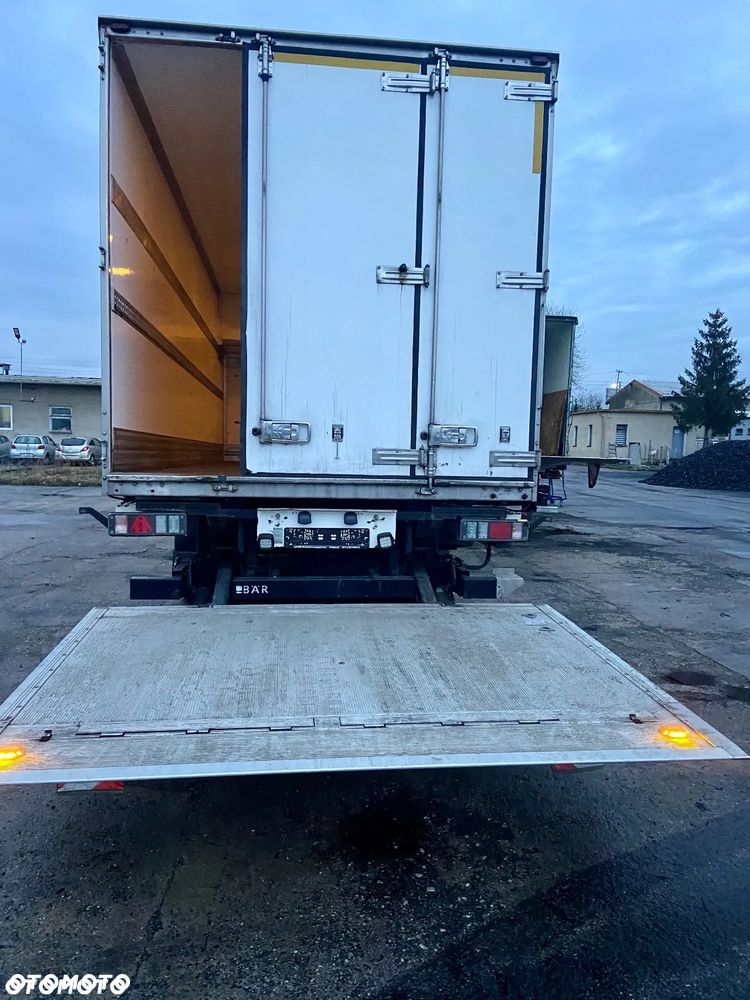 Krone Tandem 2osi Chlodnia Carrier +/-25stopni  47m3 - 11