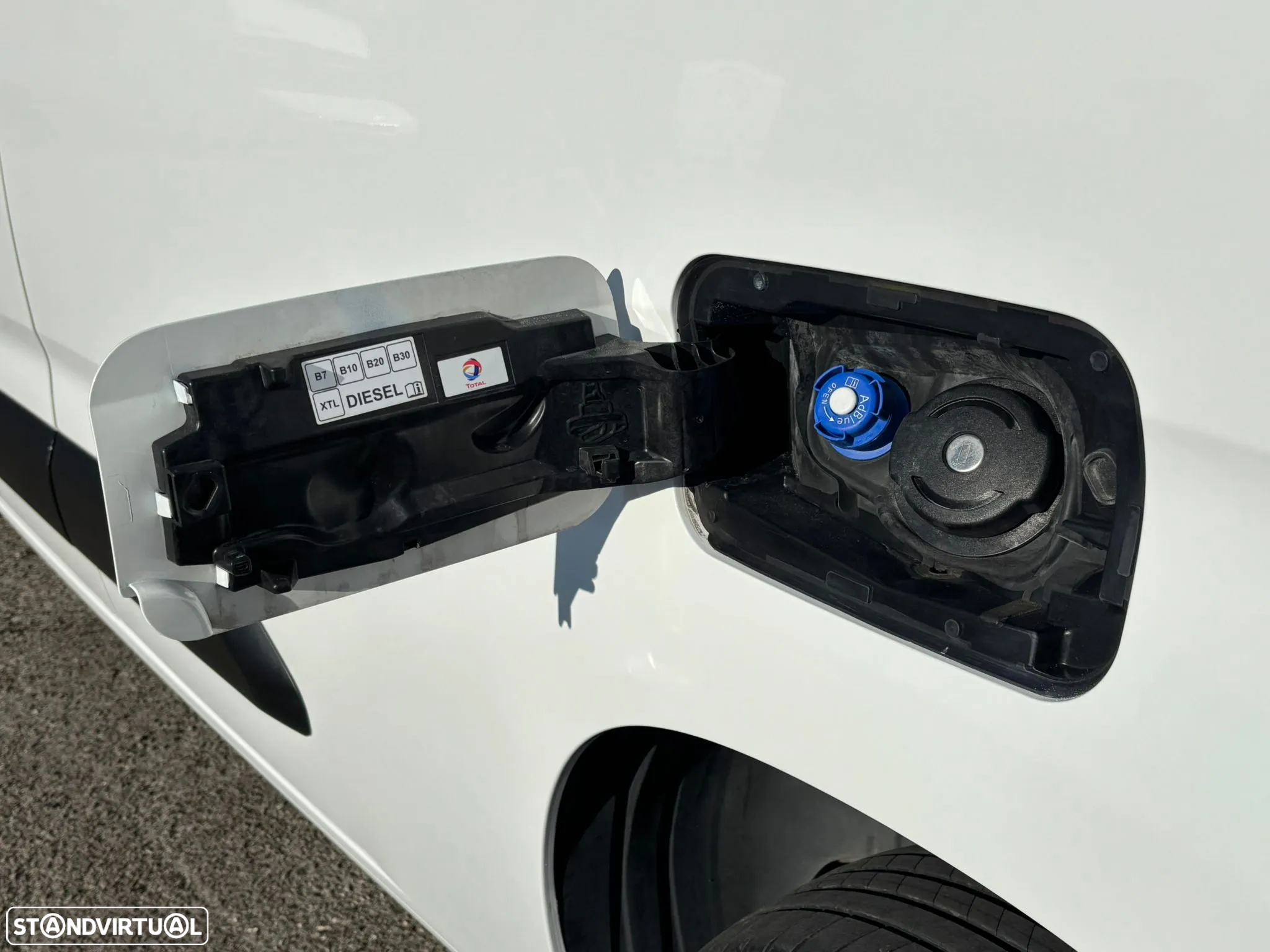 Peugeot Partner 1.5 BlueHDi PREMIUM LONGA / IVA / AC - 19