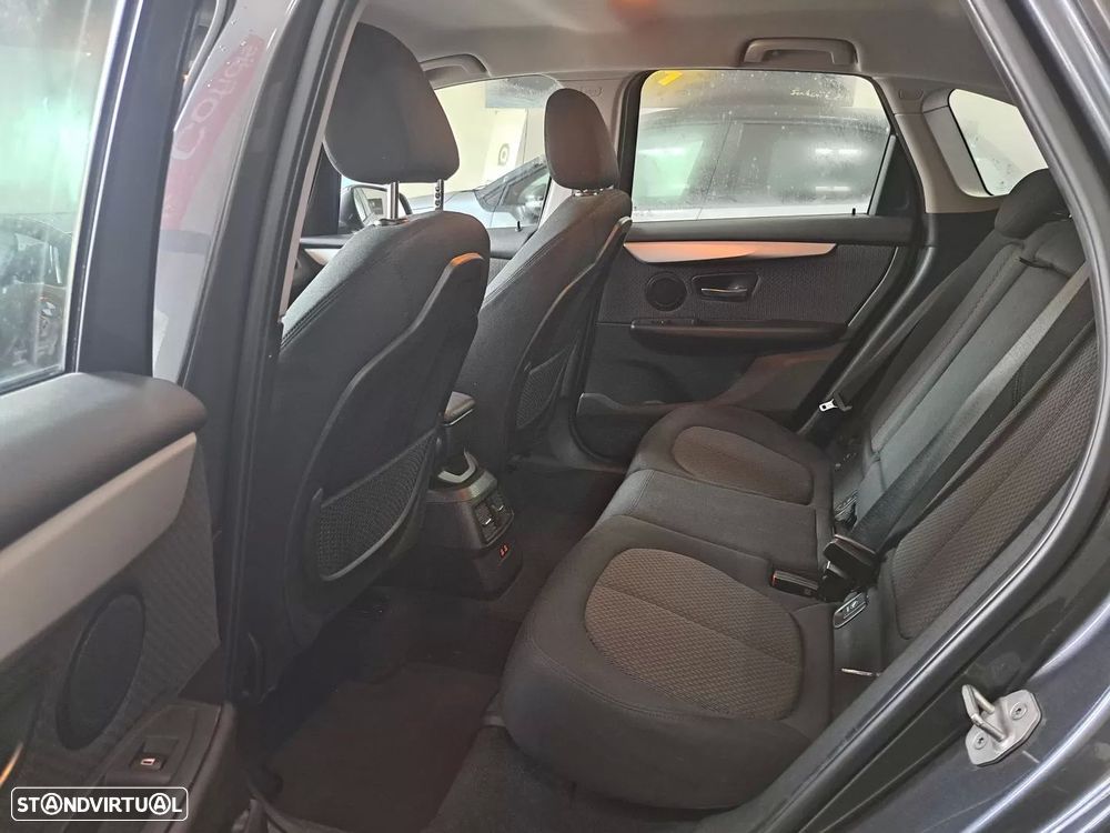 BMW 216 Active Tourer d Advantage - 10