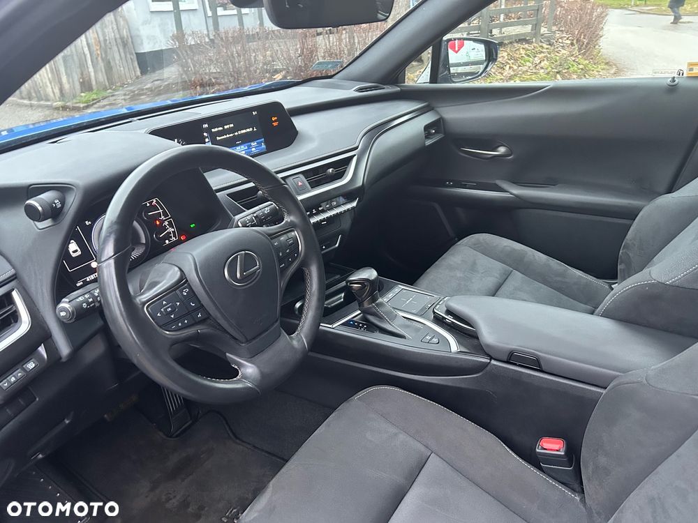 Lexus UX 250h GPF Business Edition 2WD - 8