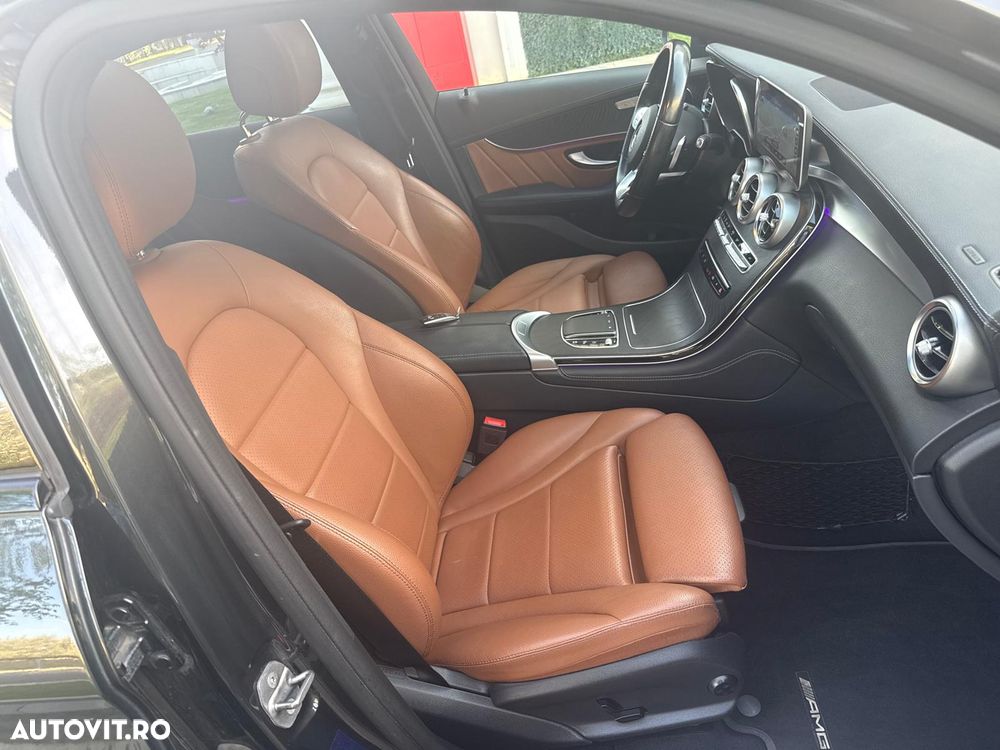 Mercedes-Benz GLC Coupe 220 d 4Matic 9G-TRONIC AMG Line - 23