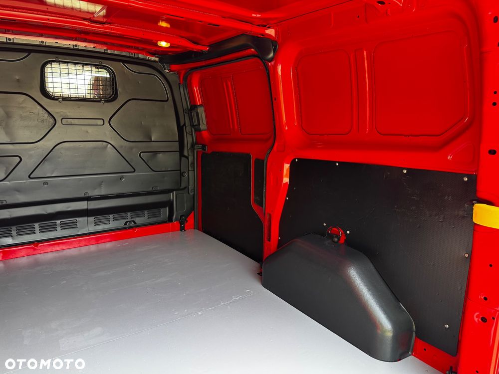 Ford TRANSIT CUSTOM - 3