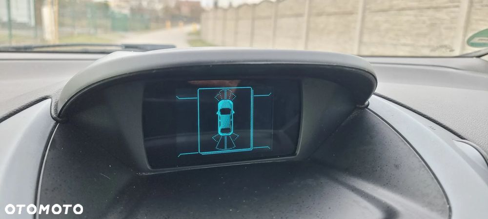 Ford B-MAX - 24