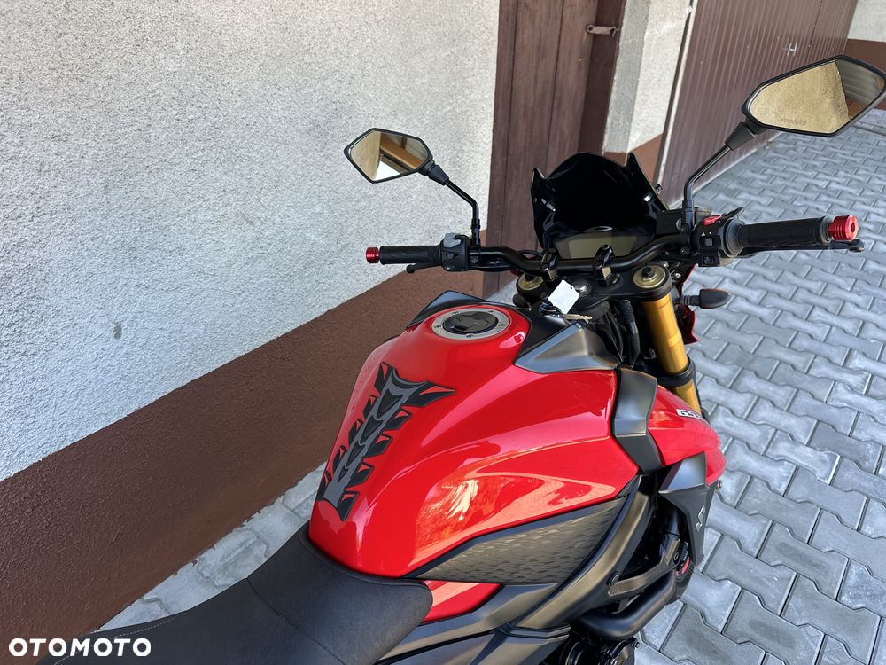 Suzuki GSX - 30